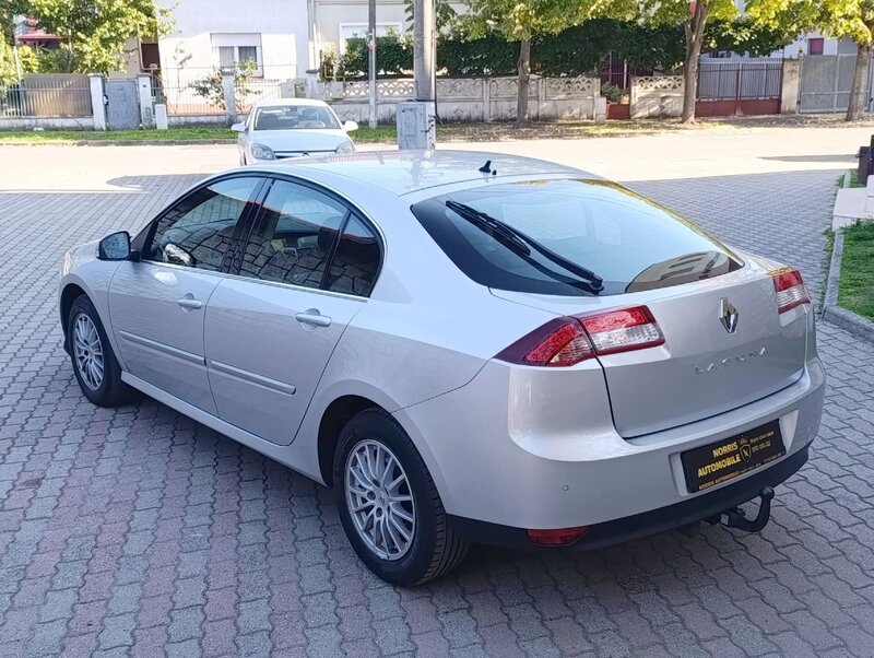 Renault Laguna